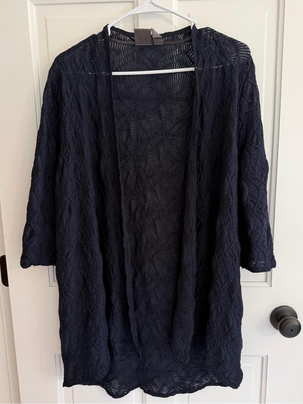 Chico’s Travelers Collection Black Textured Open Front Cardigan Size 1